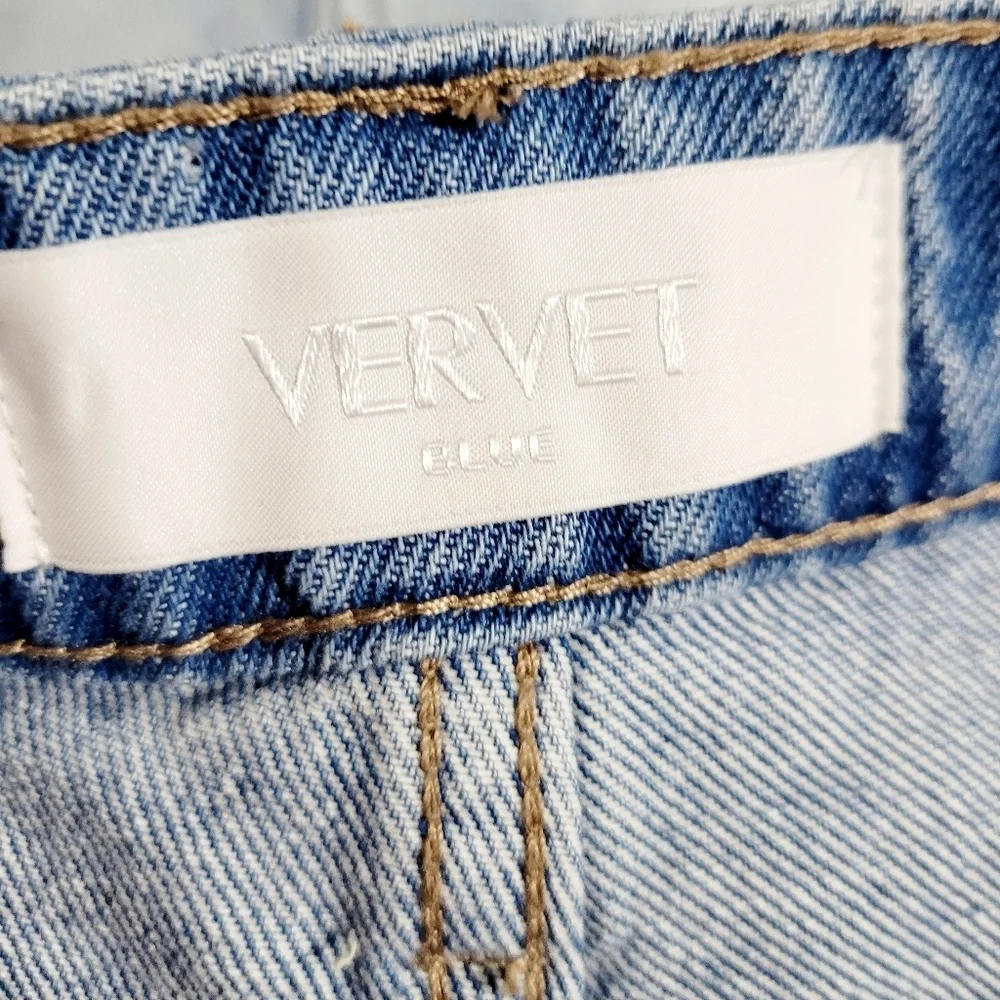 VERVET Women's Denim Jean Light Wash Shorts Distressed 100% Cotton Size Small - Picture 10 of 12